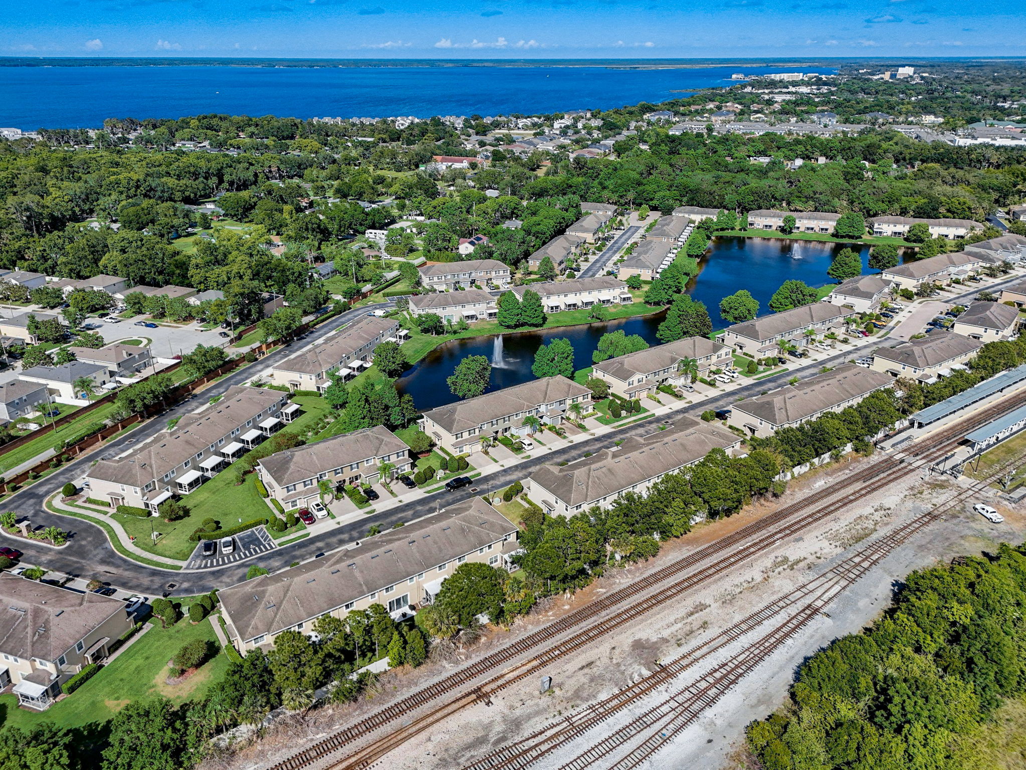 River Landing Dr-047