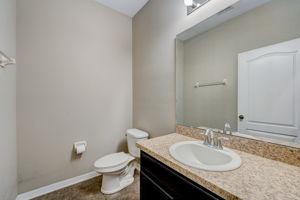 River Landing Dr-018