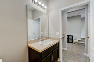 River Landing Dr-019