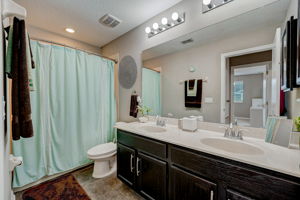 River Landing Dr-027