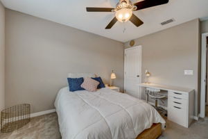 River Landing Dr-029