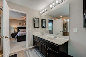 River Landing Dr-033