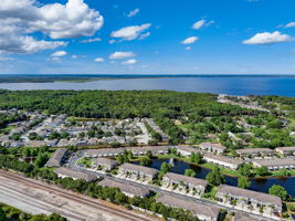 River Landing Dr-044