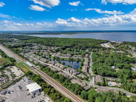 River Landing Dr-051