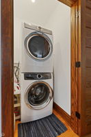 2645 N Mozart St_012