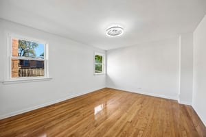 E 77th St-S2010-021.jpg