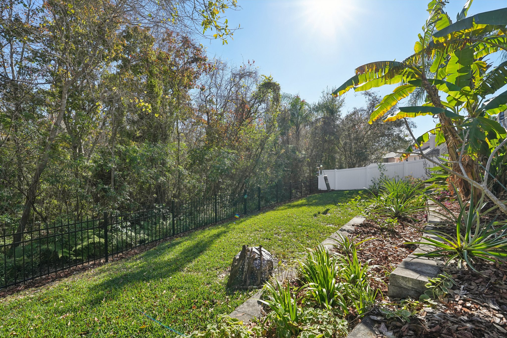 Aloma Oaks Dr-038.jpg