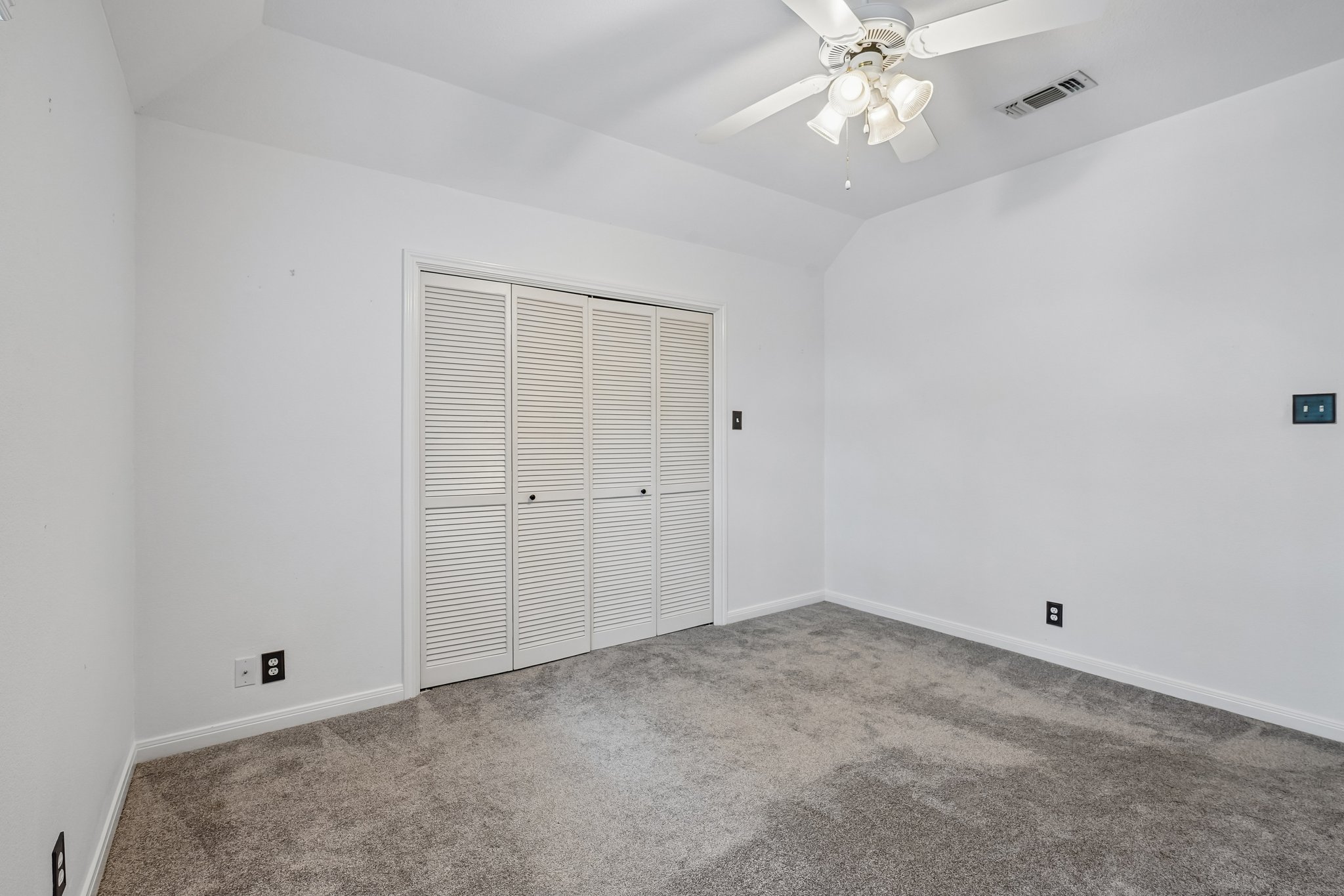 Inwood Briar-S2707-034.jpg
