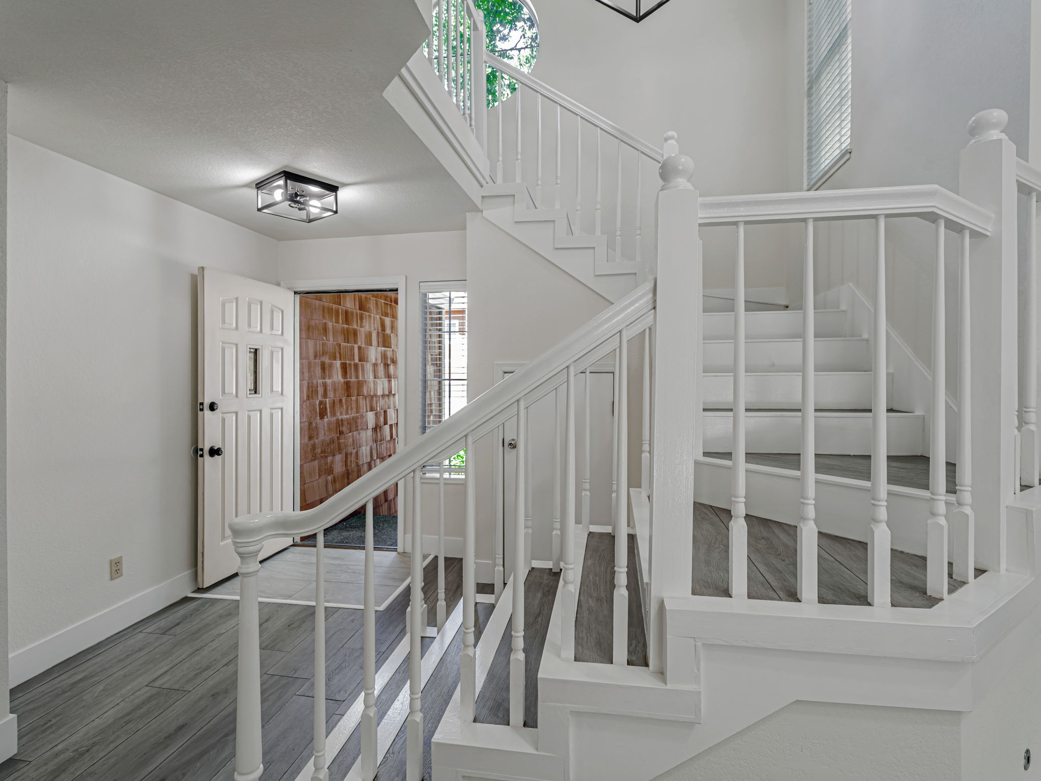 006_2647 Lago Oaks Dr_