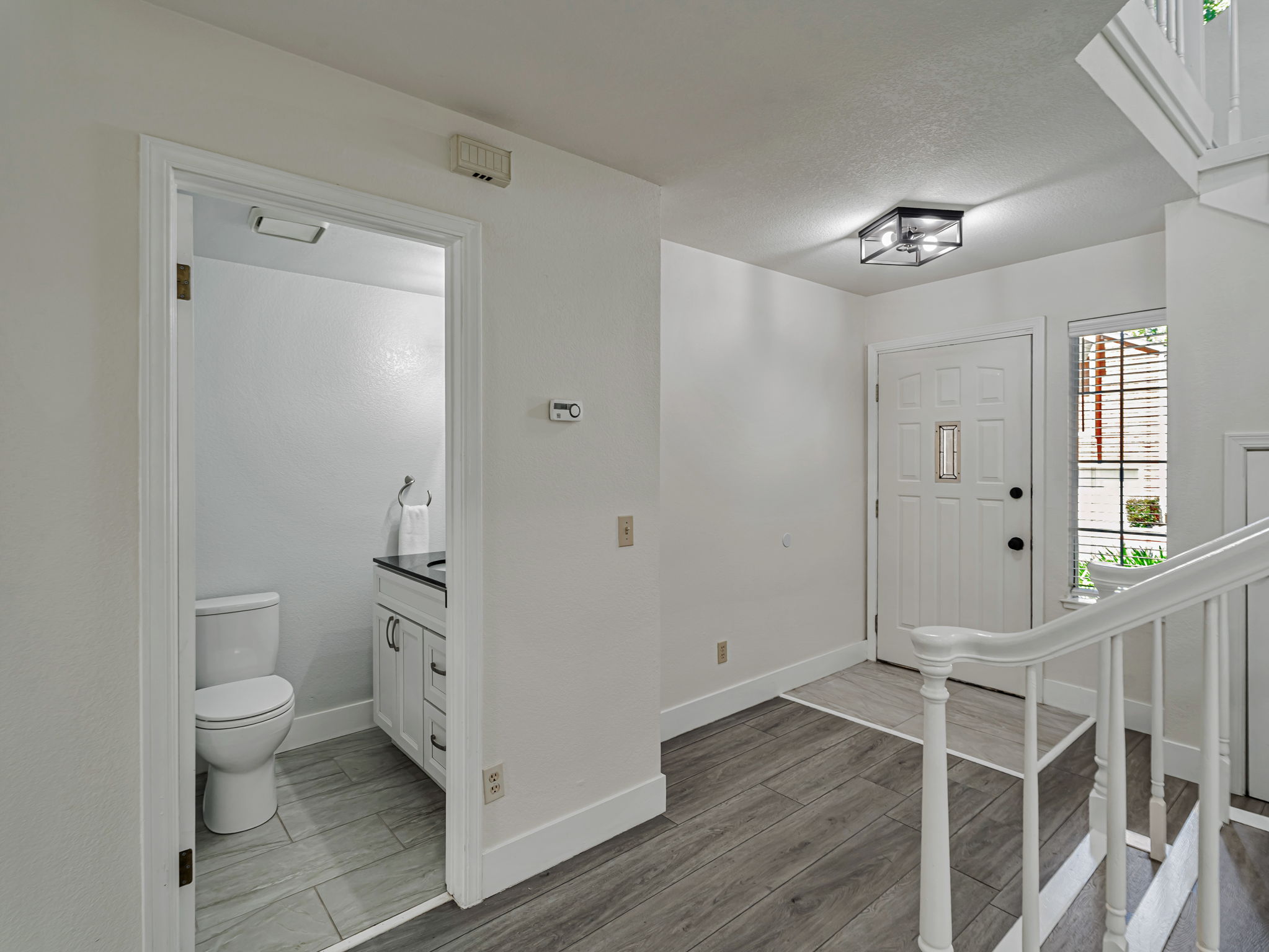 008_2647 Lago Oaks Dr_