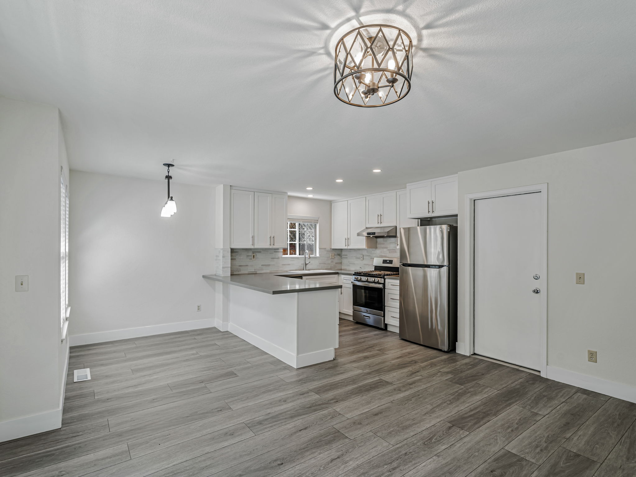 Eat in kitchen with Dining Area and Breakfast Nook
