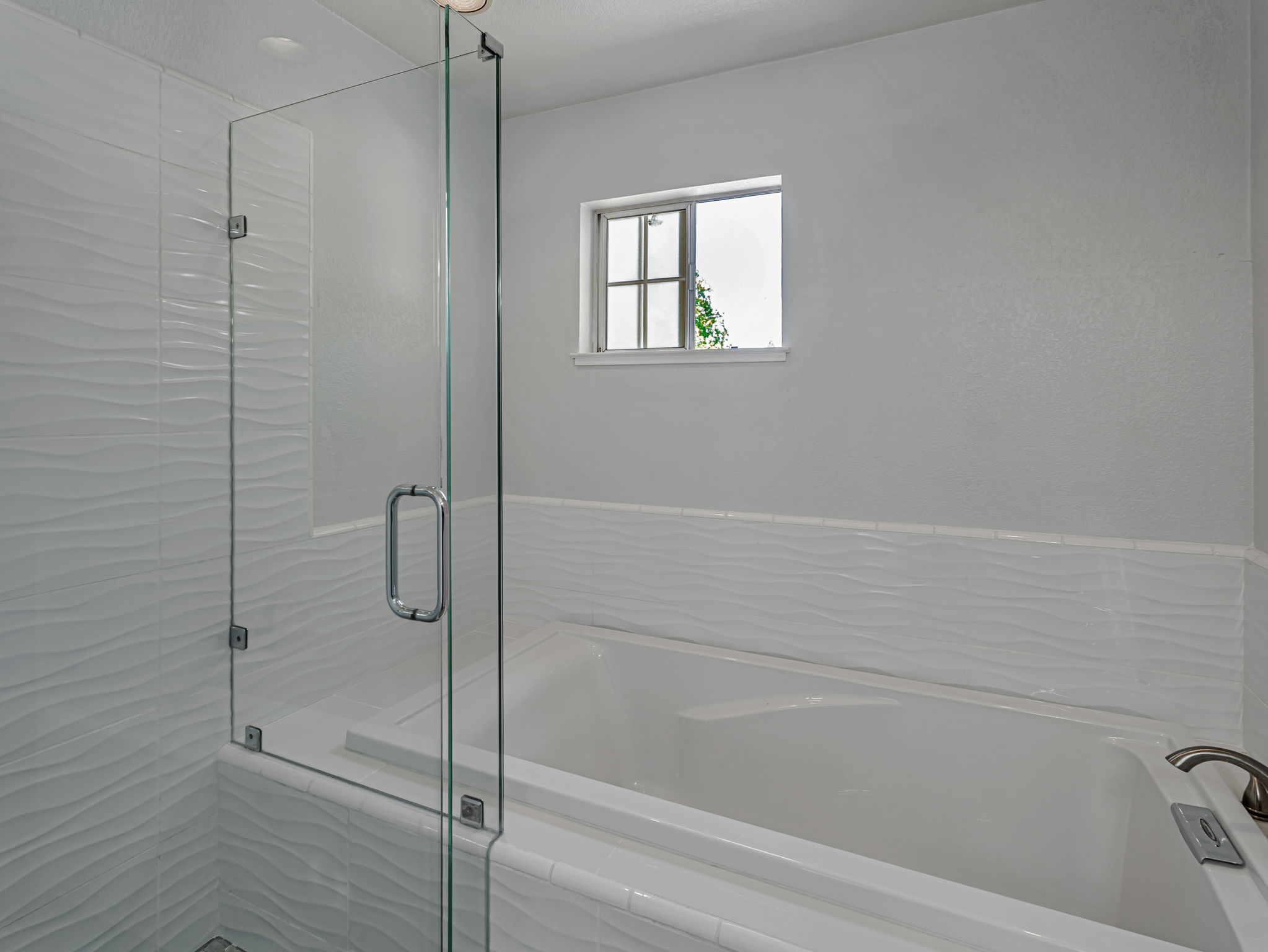 Free standing shower and soaking tub