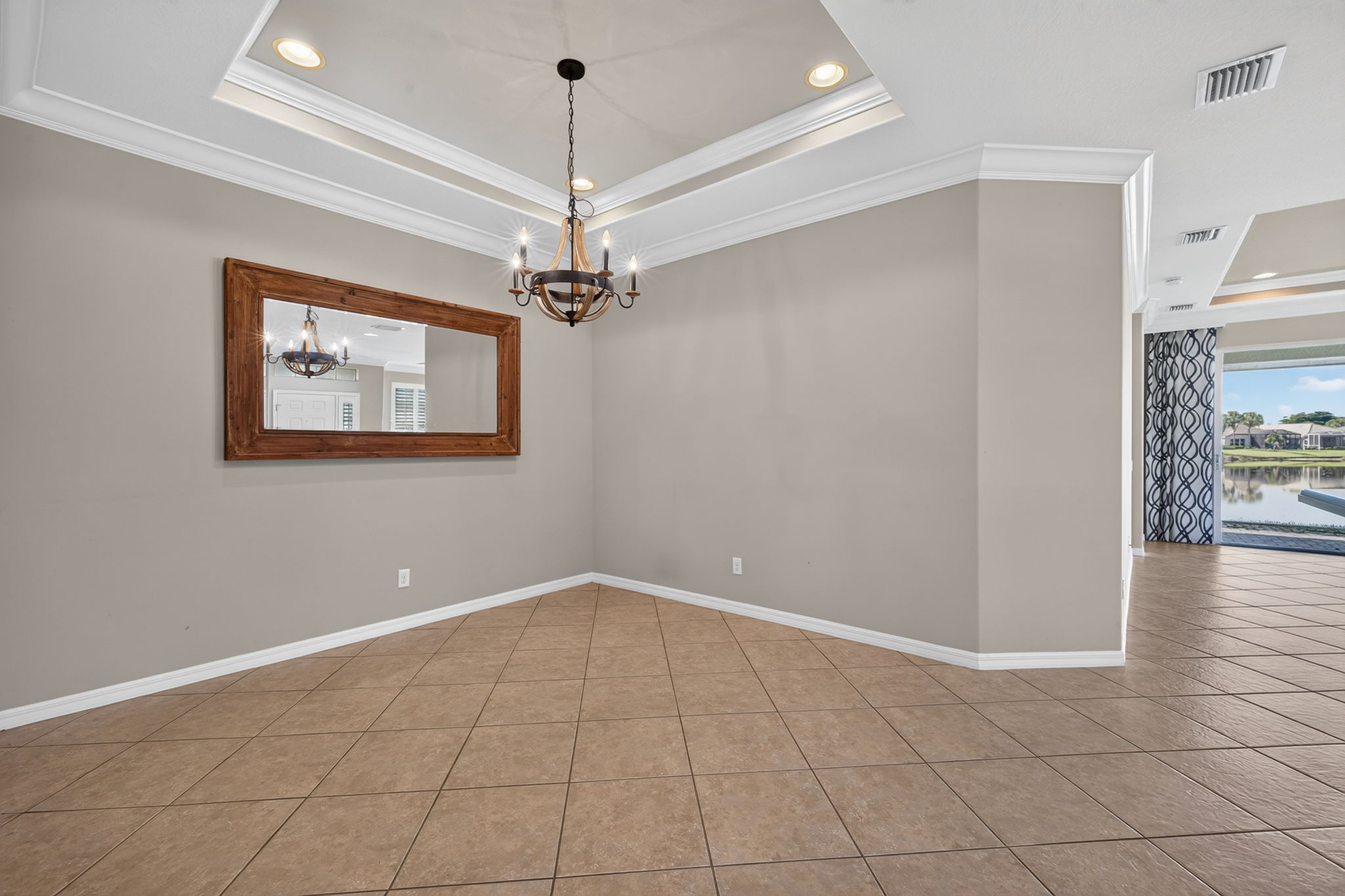 Dining Room 1 of 2