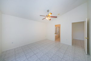 Master Bedroom1c-2