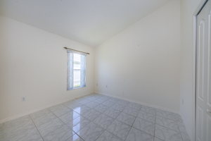 Bedroom3-3