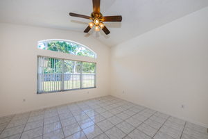 Living Room1-5