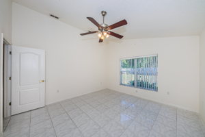 Master Bedroom1b-2