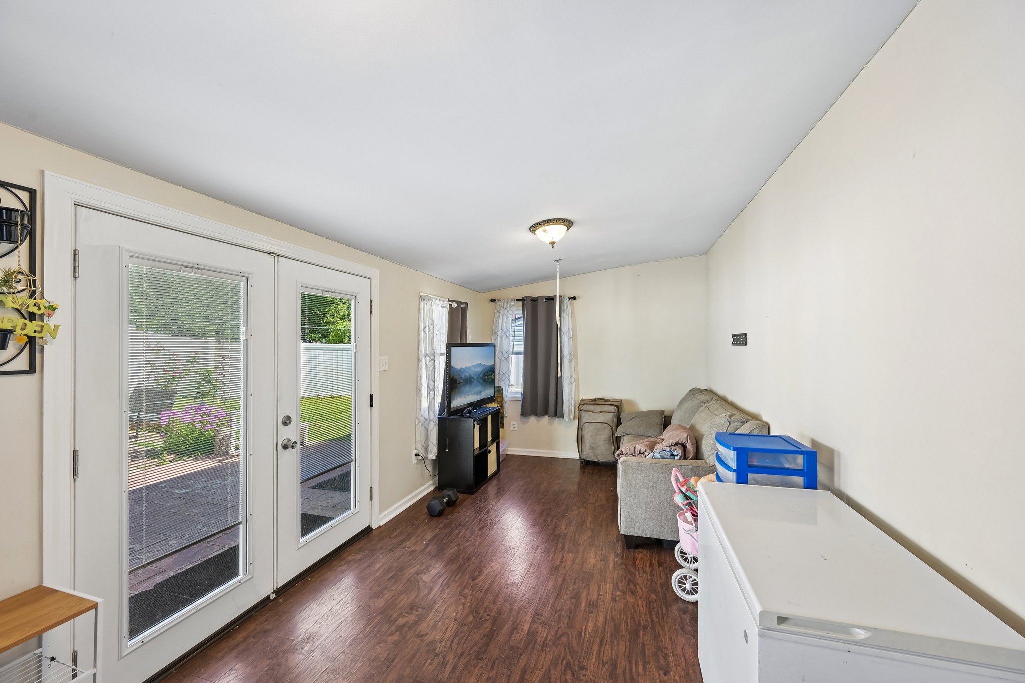 Nottingham Rd-S1706-018.jpg