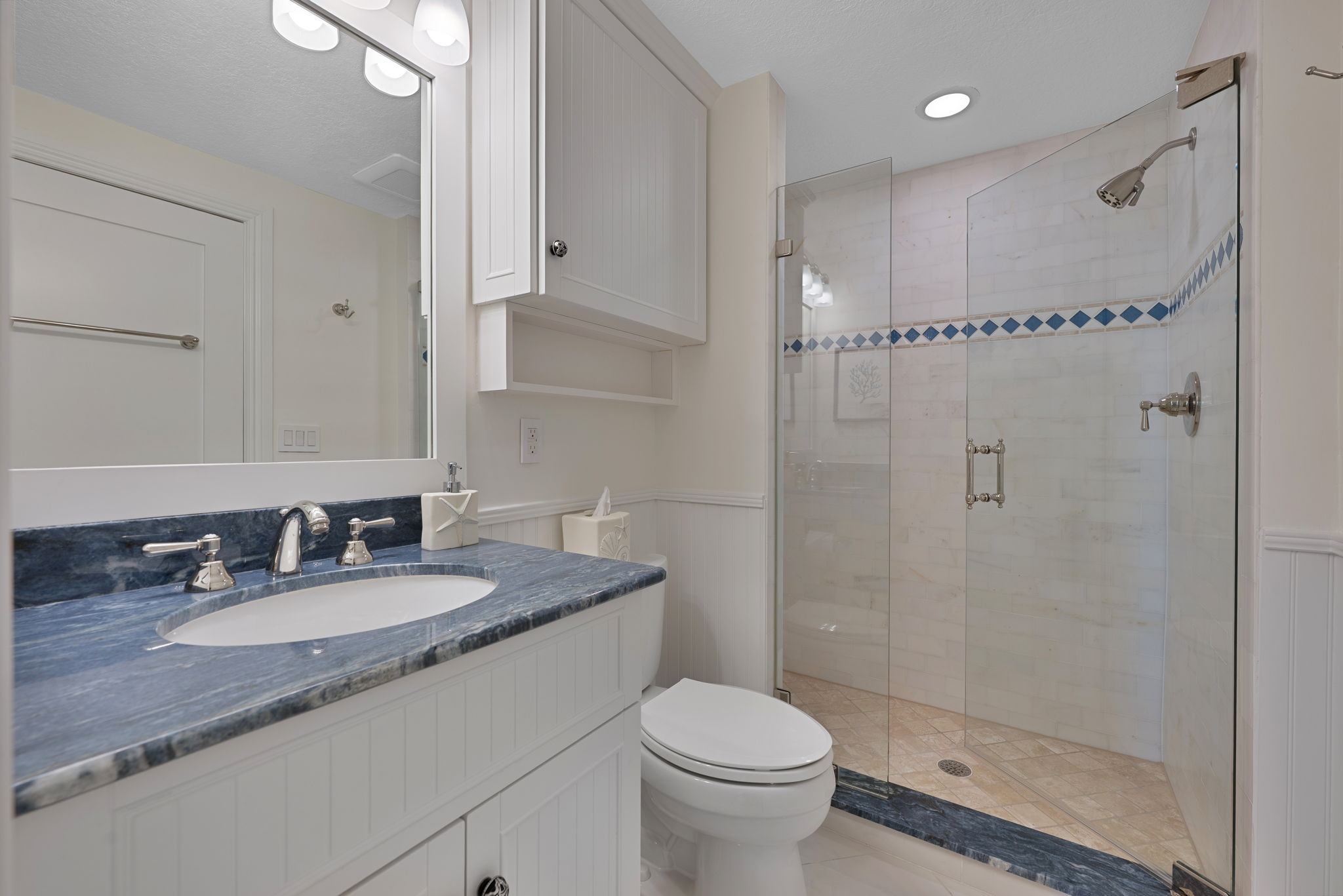 Guest Bath 2 / Powder