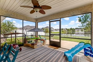 Screened-in Porch