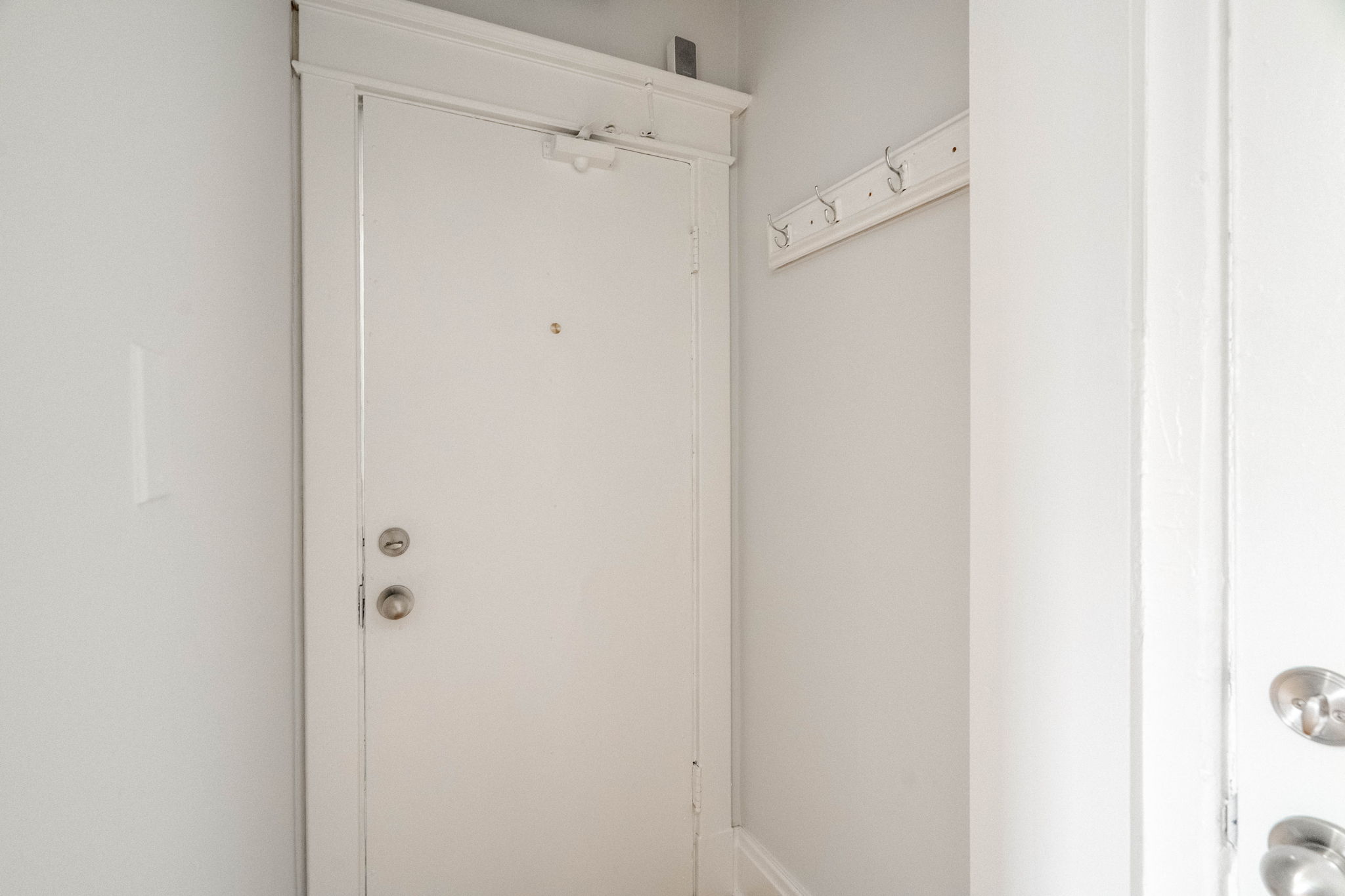 265 High Park Ave Unit 1 Toronto, ON M6P 2S5