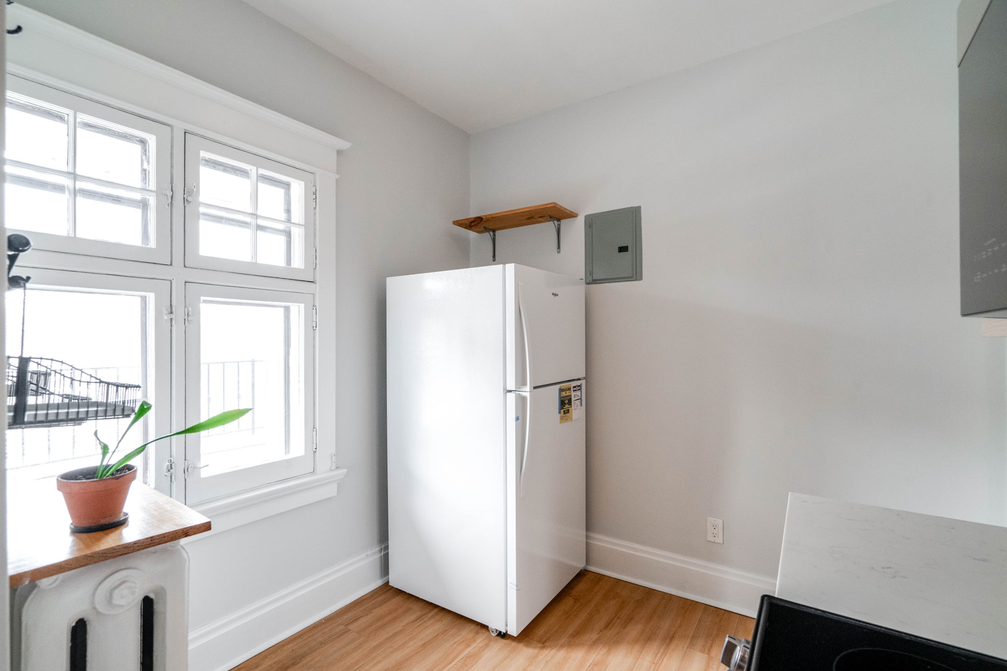 265 High Park Ave Unit 1 Toronto, ON M6P 2S5