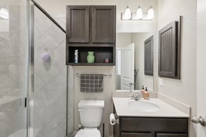 Kat Garnet Dr-022.jpg
