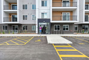  Photo 0