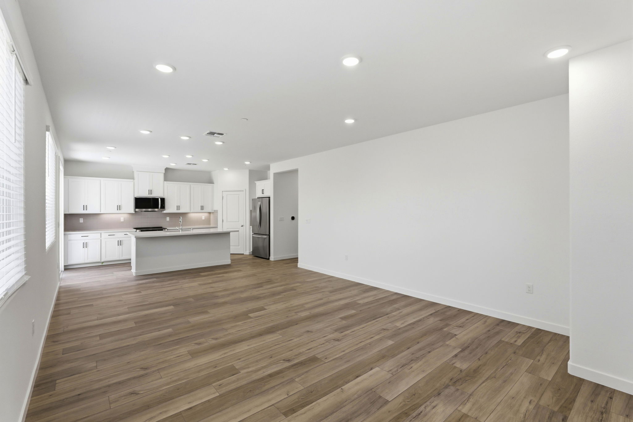 007_F8_2650 Briones Dr