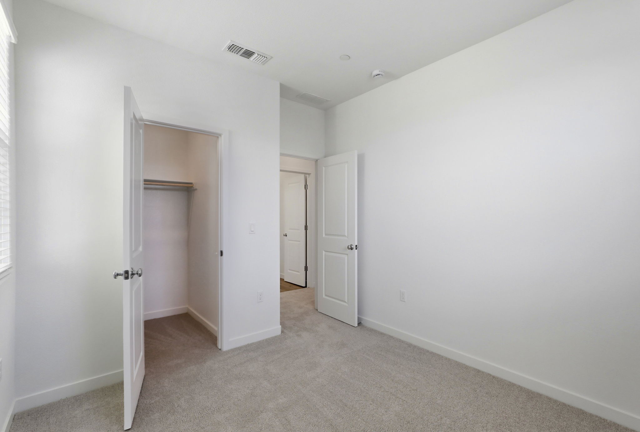 024_F8_2650 Briones Dr