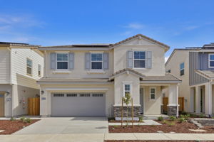 001_F8_2650 Briones Dr