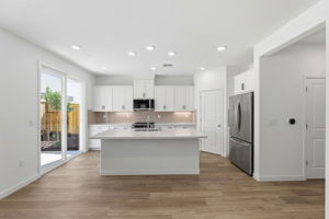 015_F8_2650 Briones Dr