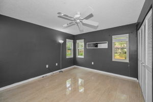 Primary Bedroom1a