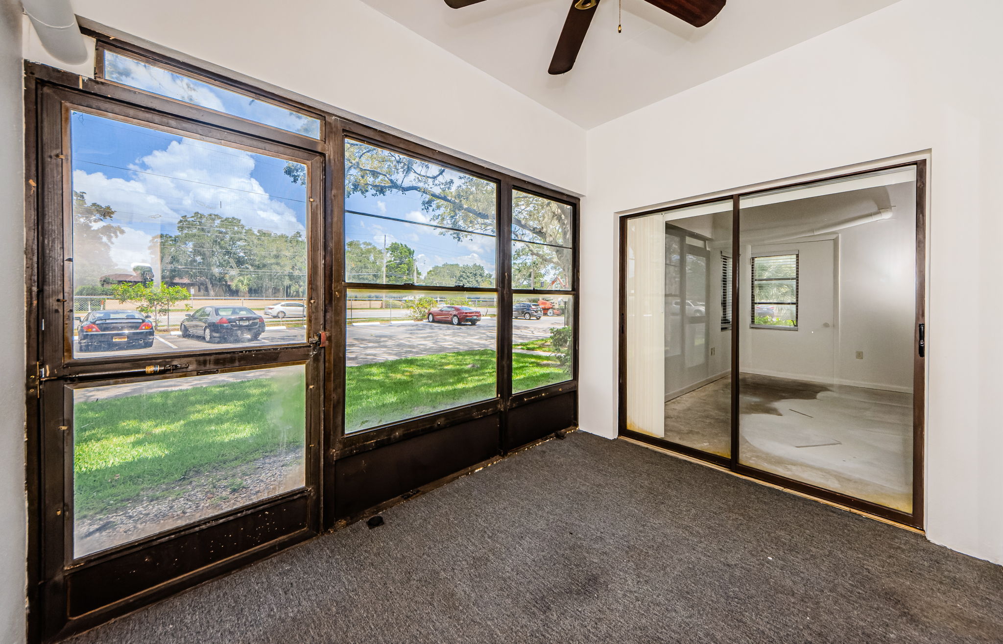 Sun Room 2-2