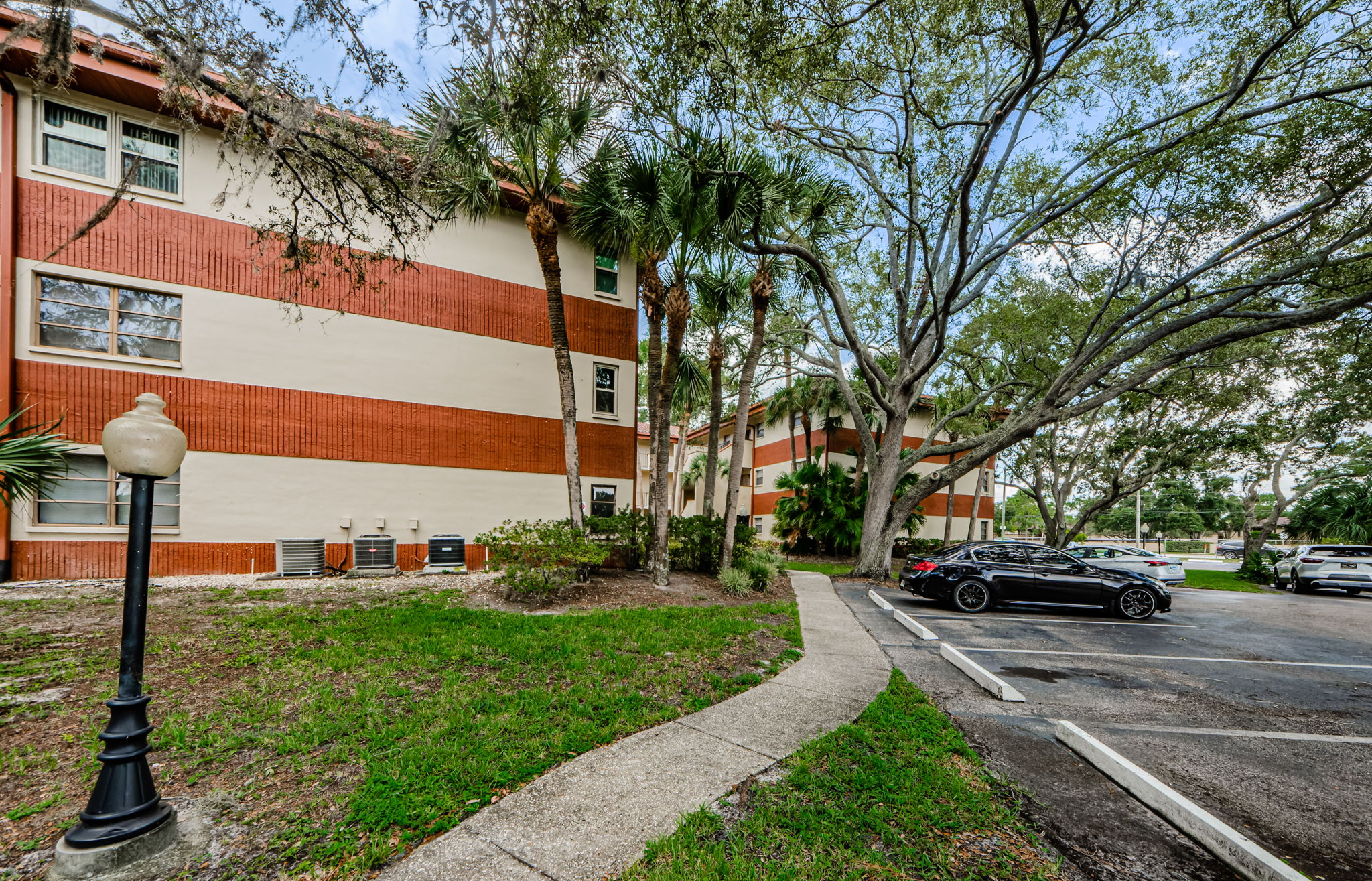 Front Exterior 4