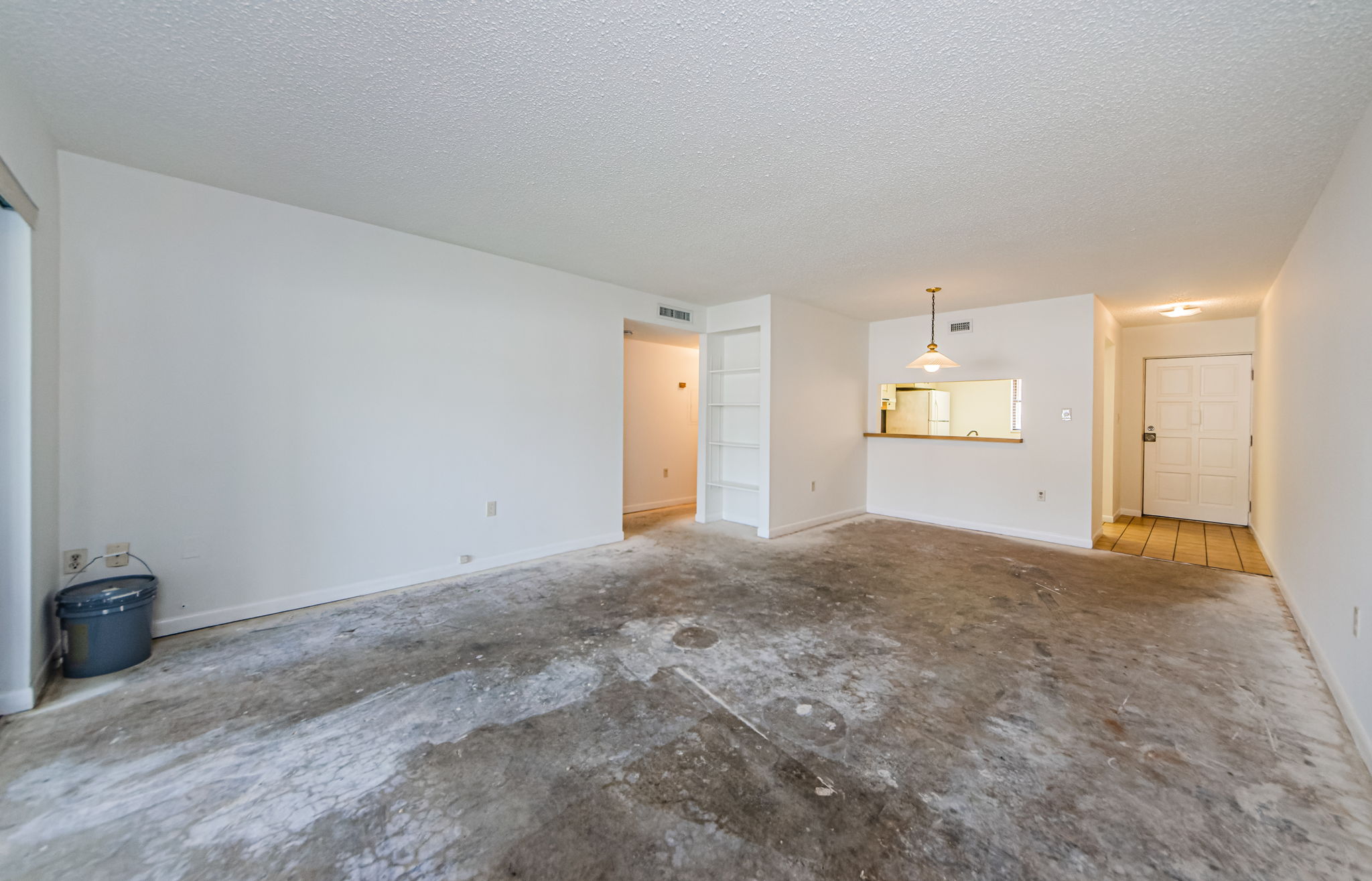 Family Room 4-2