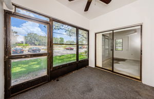 Sun Room 2-2