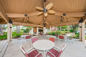 6-Community Lanai