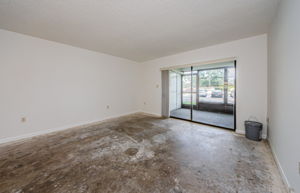 Family Room 2-2