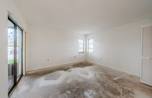 Master Bedroom 1a-2