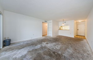 Family Room 4-2
