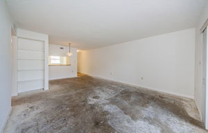Family Room 3-2