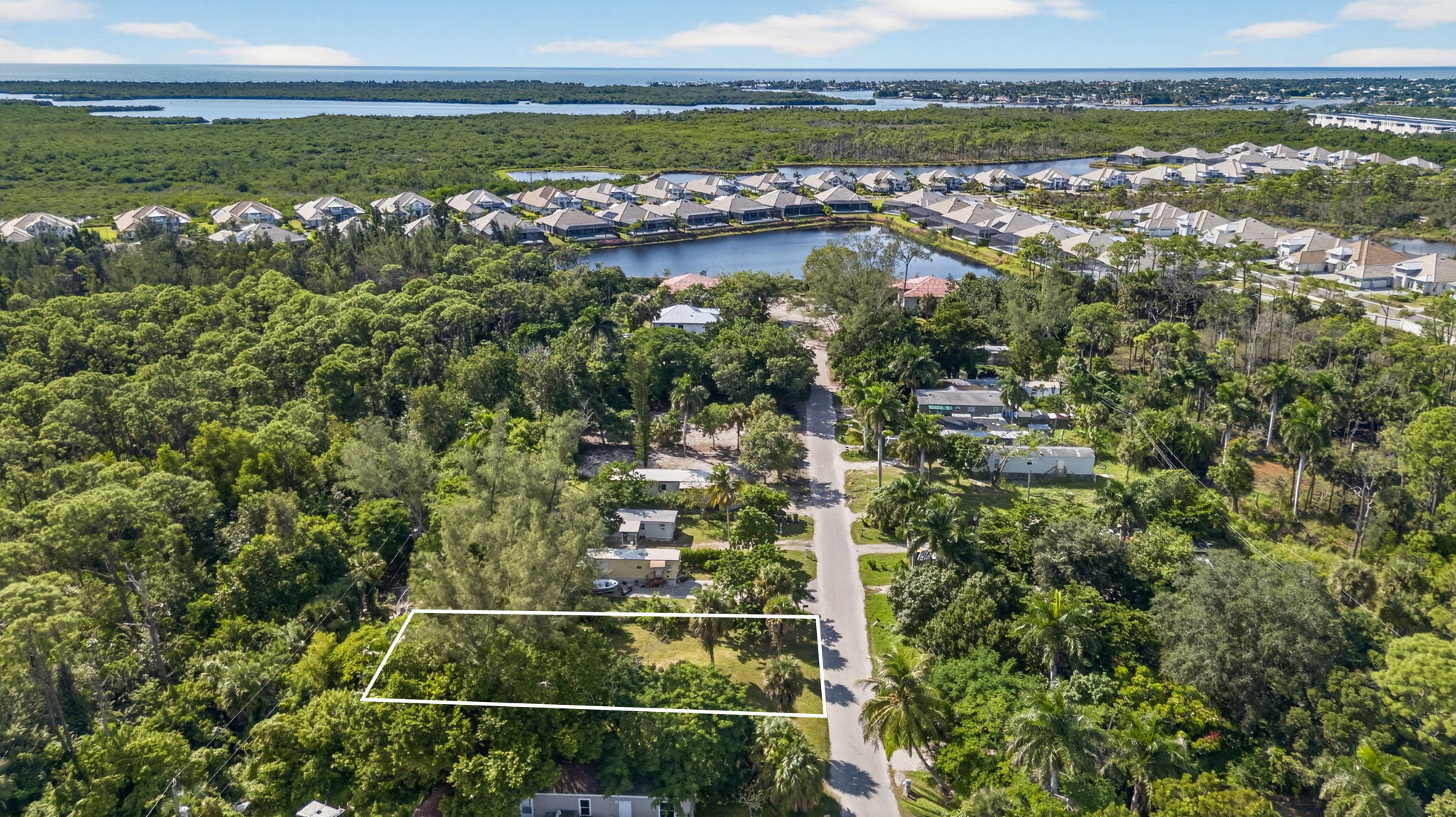 Aerial Side Exterior - lot line