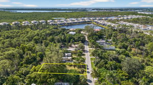 Aerial Side Exterior - lot line