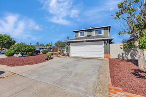 003_ 2652 La Salle Way 