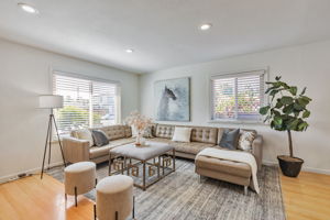 011_ 2652 La Salle Way 