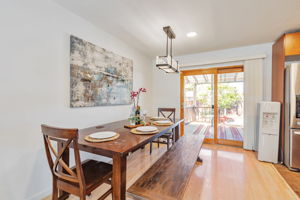 022_ 2652 La Salle Way 