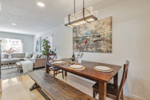 023_ 2652 La Salle Way 