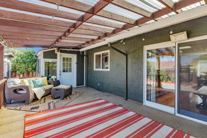 047_ 2652 La Salle Way 
