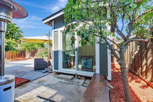 059_ 2652 La Salle Way 